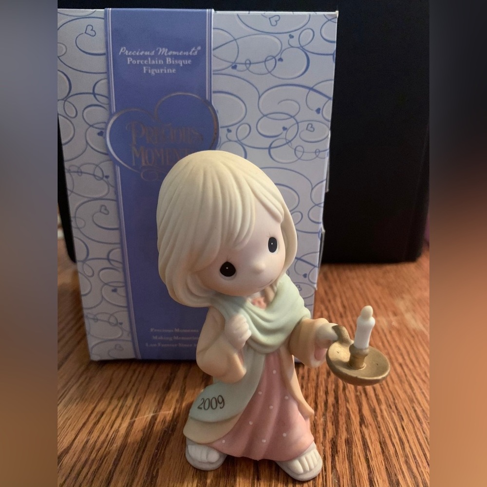 May Your Faith Light the Way - Precious Moments